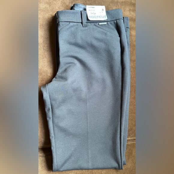 New York & Company Gray Mid Rise Bootcut Stretch Dress Pants SZ 8 - Picture 3 of 11